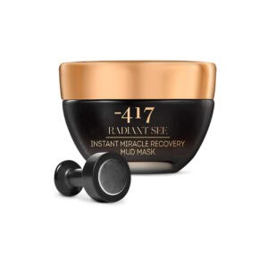 מסכת בוץ משקמת לפנים