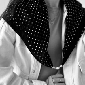 מטפחת מנוקדת שחור לבן